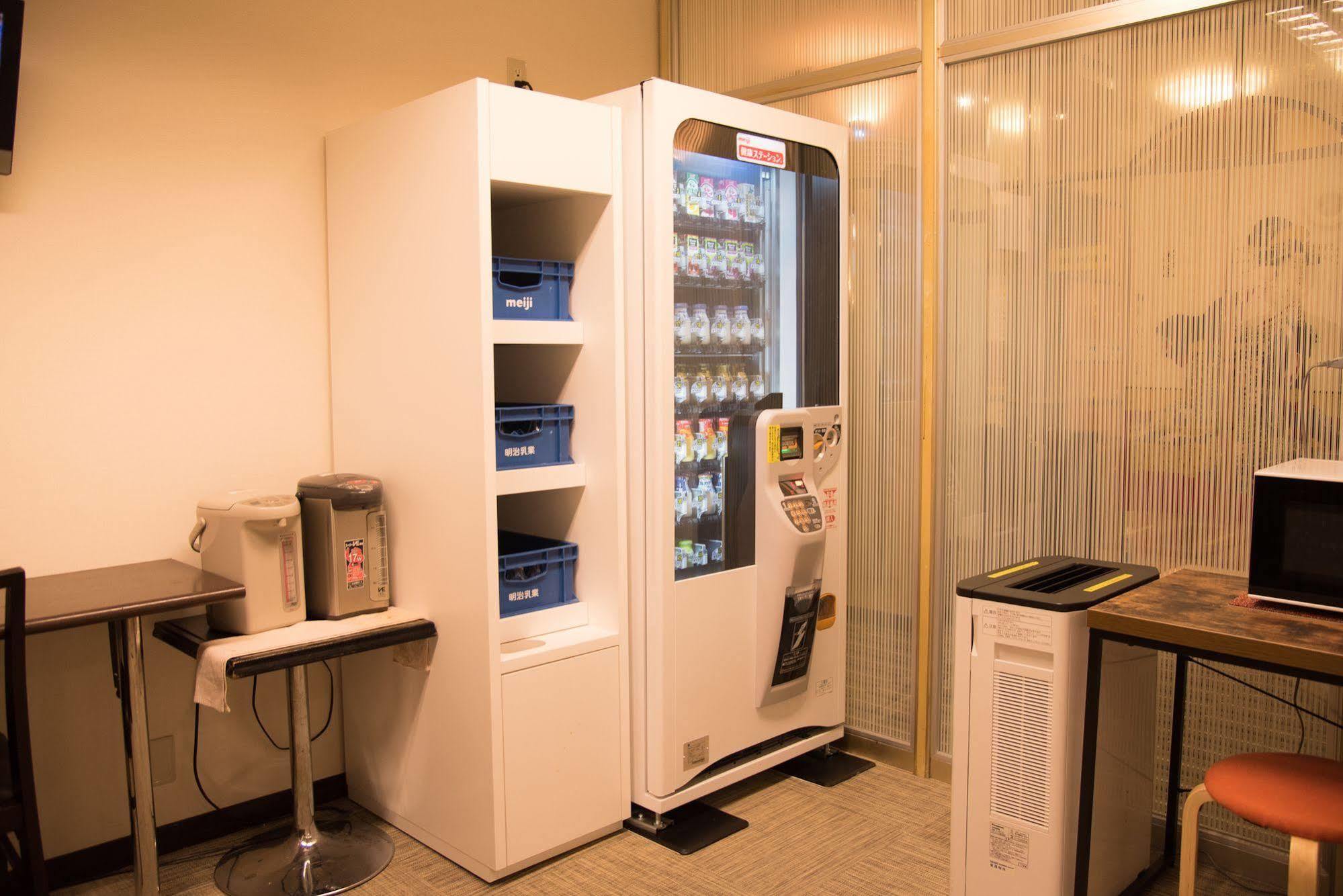 Ueno Station Hostel Oriental Ⅱ โตเกียว ภายนอก รูปภาพ